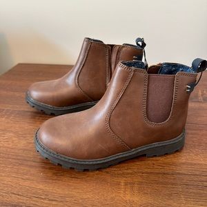 NWOT Harper Canyon Boys Chelsea Boots Brown Size 13